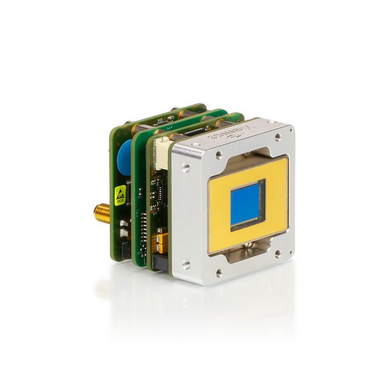 Camera modules for the short and long wave infrared - Camera modules for the NIR