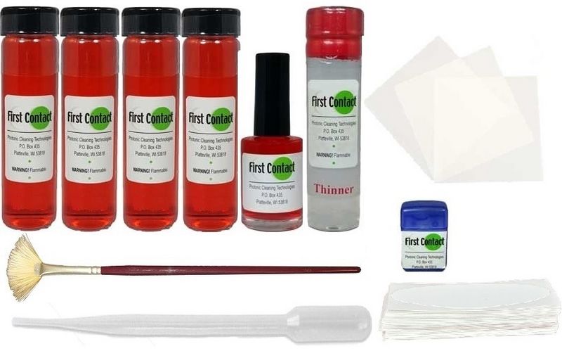 Lens cleaning - Red First Contact Deluxe All-Inclusive Kit