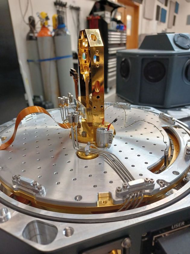 Customized projects at Montana Instruments